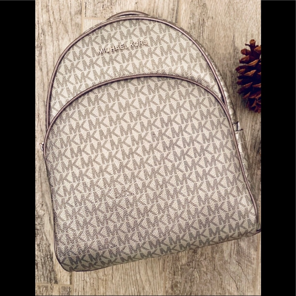 COPY - Micheal kors backpack